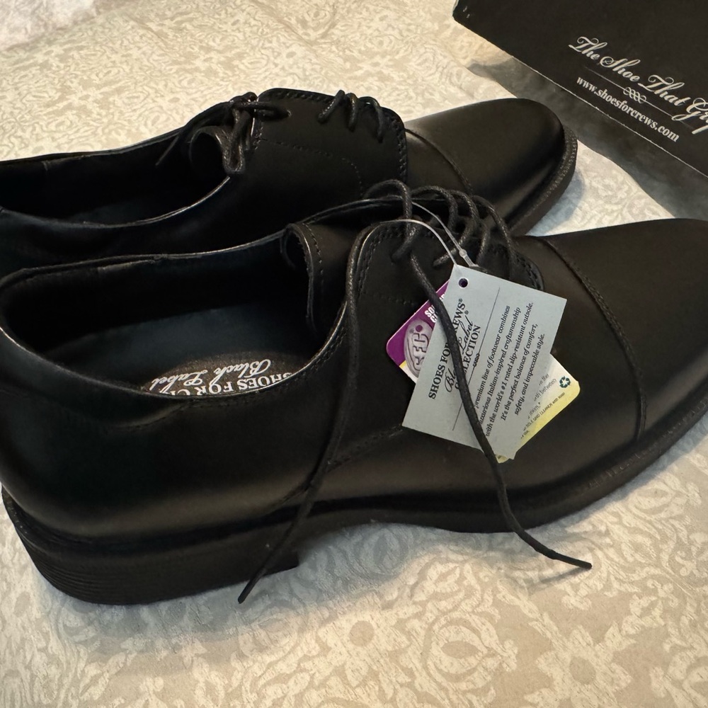 Brand new “Shoes For Crews Black Label” Men's Black Slip-Resistant - size 11